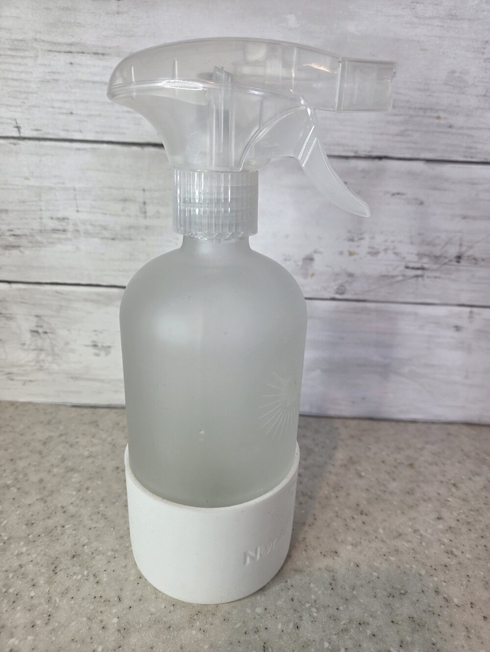 Norwex 16 oz Frosted Glass Reusable Spray Bottle Adjustable Nozzle Rubber Base